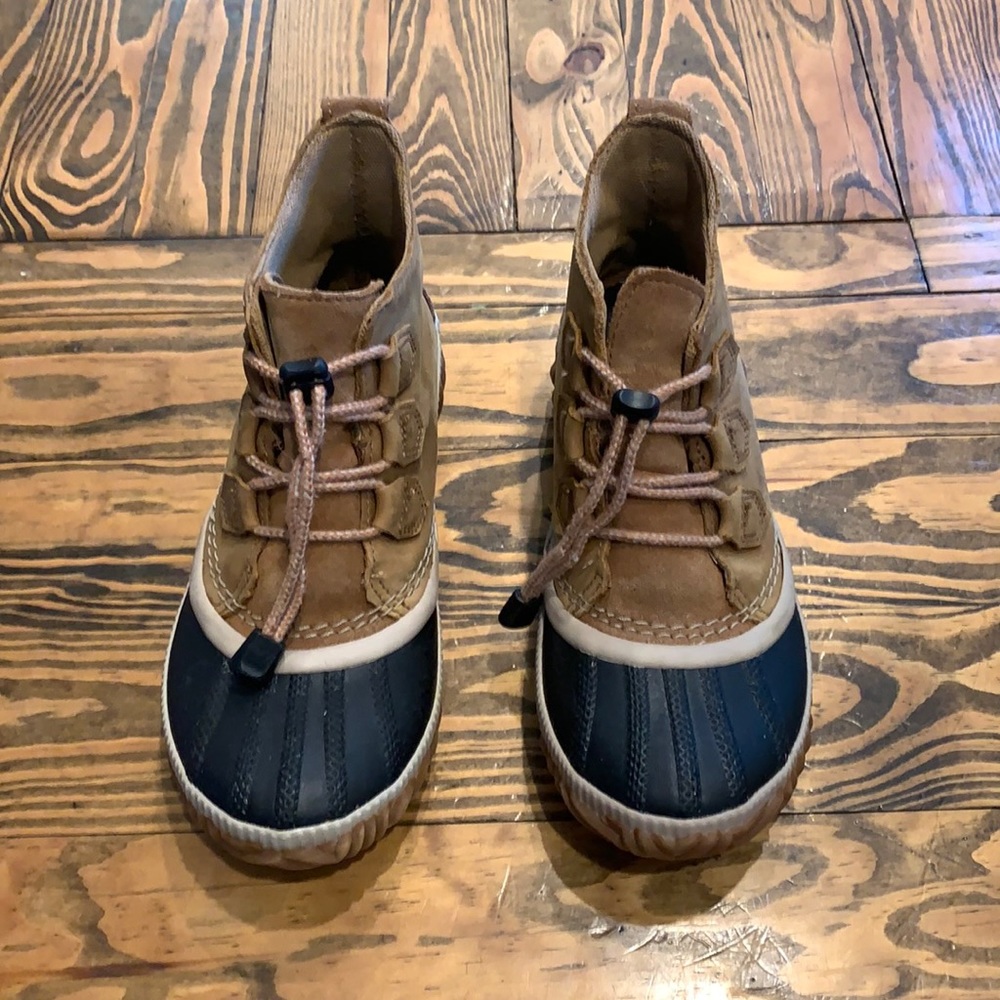 Boys Sorel boots